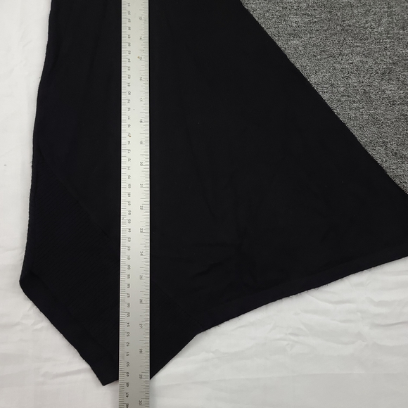 Calvin Klein Sweater Womens Small Asymmetric Tunic Color Block Black Gray - Picture 6 of 10